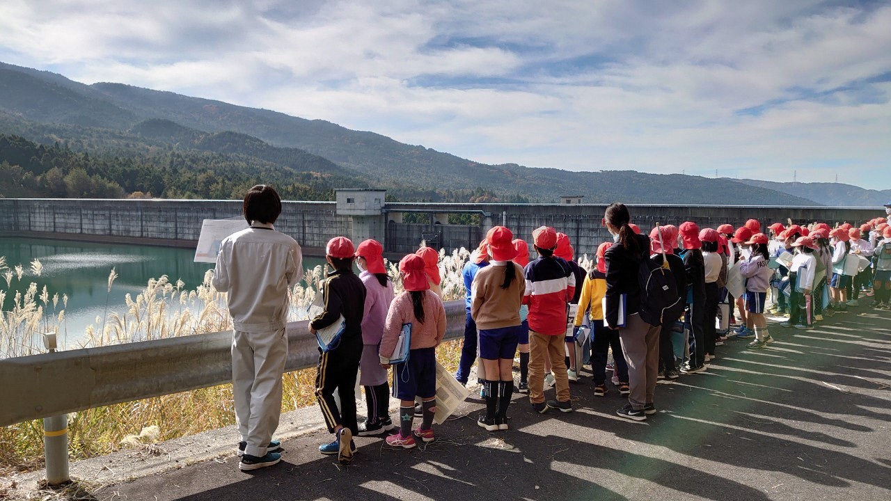 川を題材とした総合的な学習の時間 | 自然環境