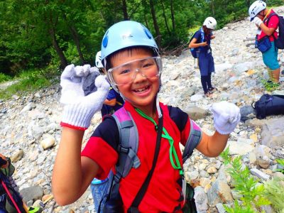 恐竜の谷探検キャンプ – 恐竜博士と化石を探す冒険 – | カテゴリで探す